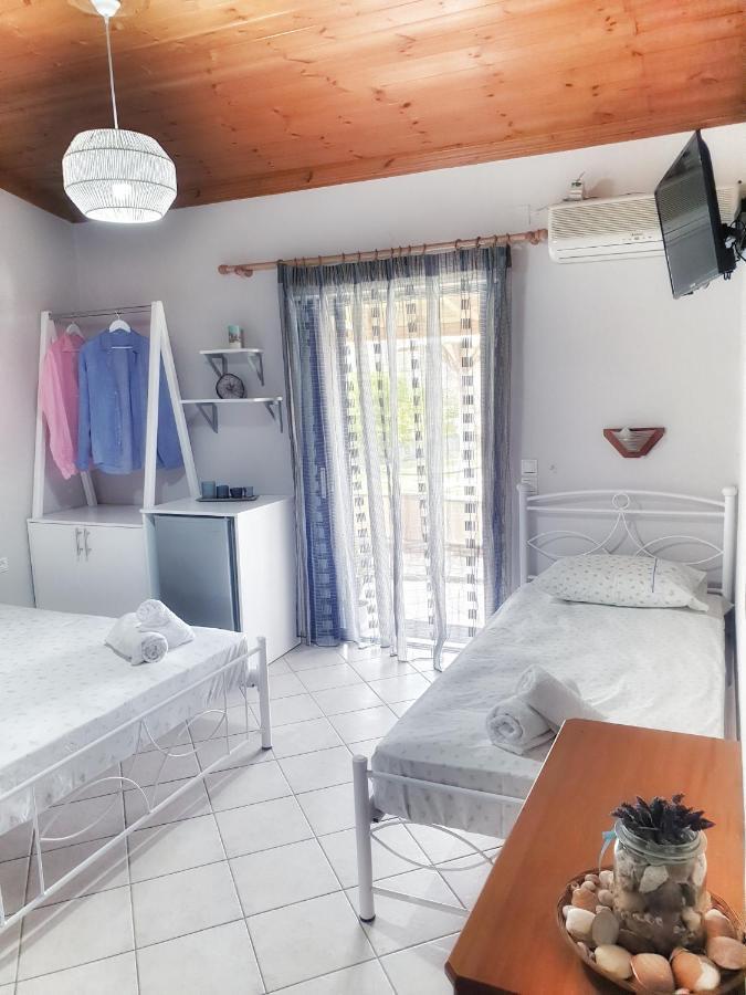 Orange Apartments Vasiliki  Bagian luar foto