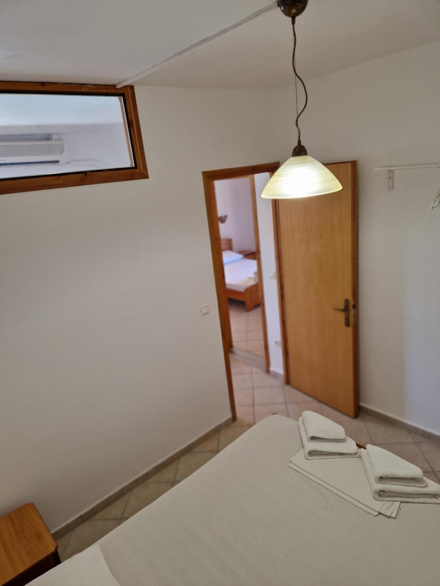 Orange Apartments Vasiliki  Ruang foto