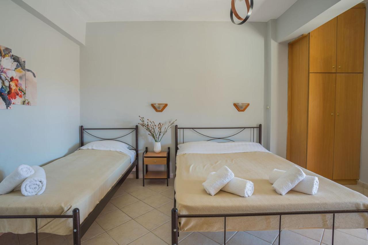 Orange Apartments Vasiliki  Bagian luar foto